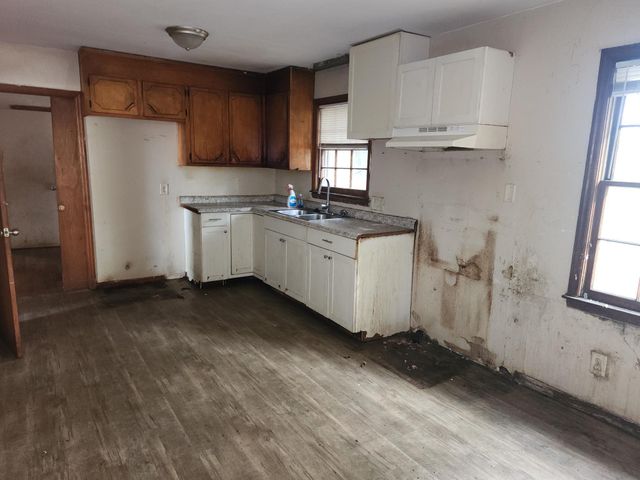 600 E 3rd North Street, Summerville, SC 29485