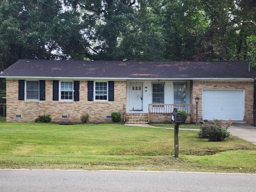 600 E 3rd North Street, Summerville, SC 29485