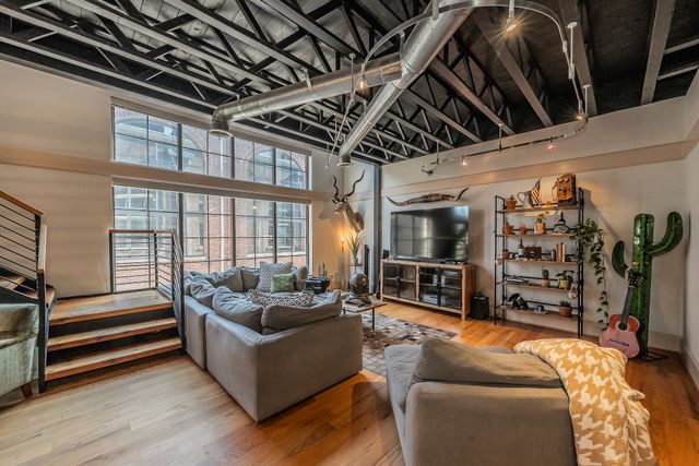 3911 Gilbert Avenue G, Dallas, TX 75219