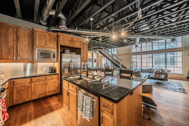 3911 Gilbert Avenue G, Dallas, TX 75219