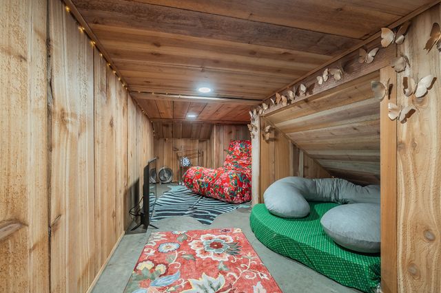 3911 Gilbert Avenue G, Dallas, TX 75219