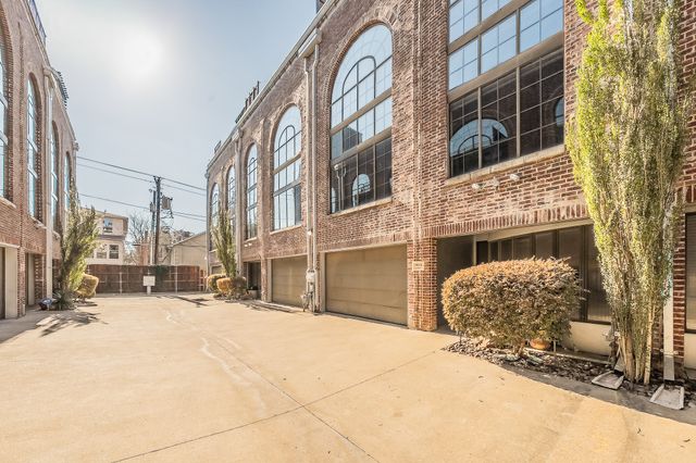 3911 Gilbert Avenue G, Dallas, TX 75219