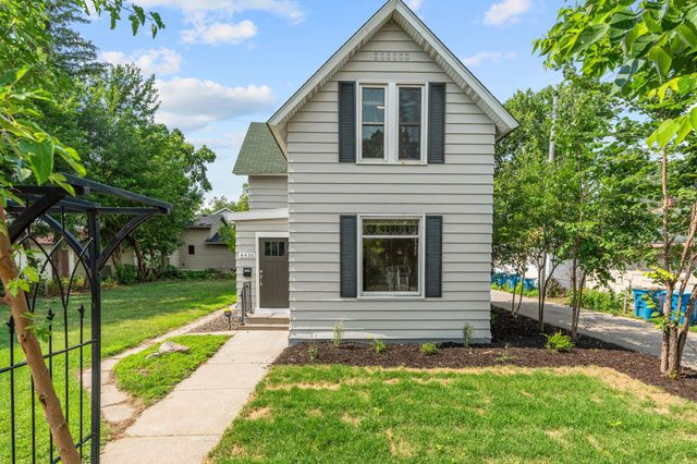 4430 40th Avenue N, Robbinsdale, MN 55422