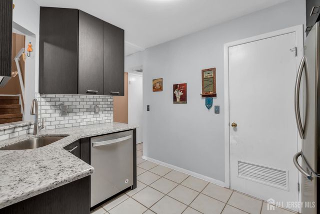 492 Bayberry Court, Englishtown, NJ 07726
