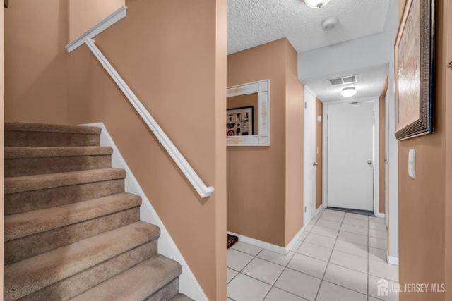 492 Bayberry Court, Englishtown, NJ 07726