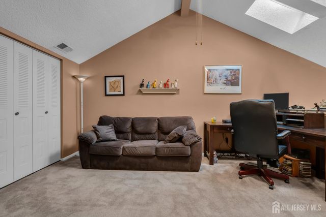 492 Bayberry Court, Englishtown, NJ 07726