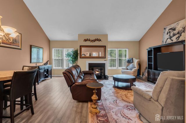 492 Bayberry Court, Englishtown, NJ 07726