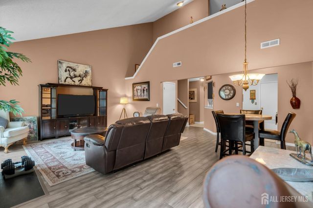 492 Bayberry Court, Englishtown, NJ 07726