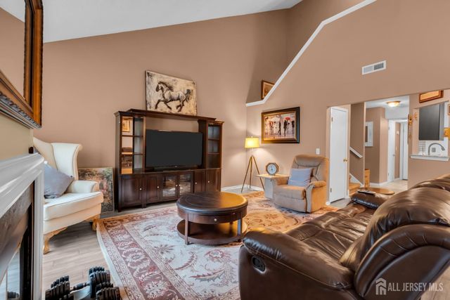 492 Bayberry Court, Englishtown, NJ 07726