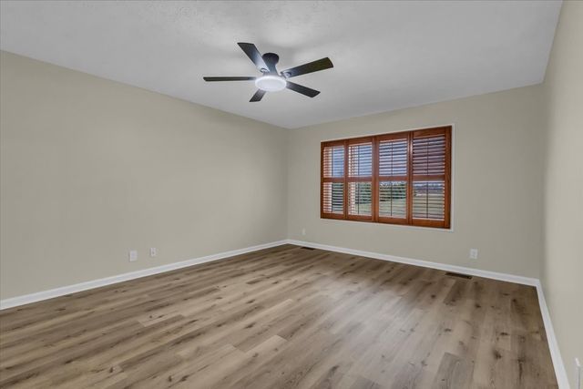 787 Pepper Hill Rd, Bell Buckle, TN 37020