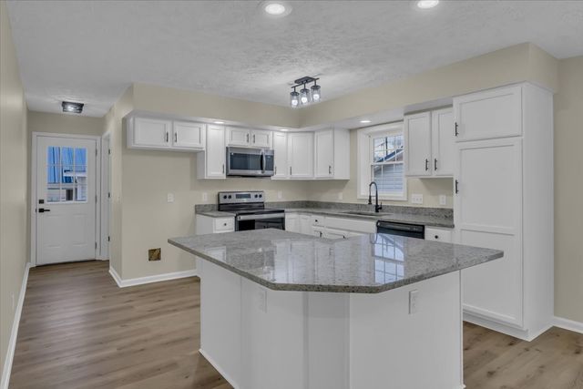 787 Pepper Hill Rd, Bell Buckle, TN 37020