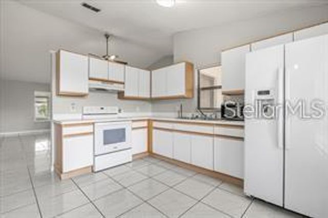 2630 MILL RUN BOULEVARD, Kissimmee, FL 34744