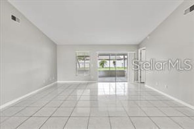 2630 MILL RUN BOULEVARD, Kissimmee, FL 34744