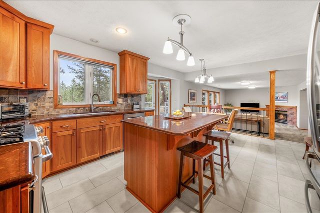 3817 S Custer St, Spokane, WA 99223