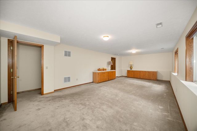 3817 S Custer St, Spokane, WA 99223