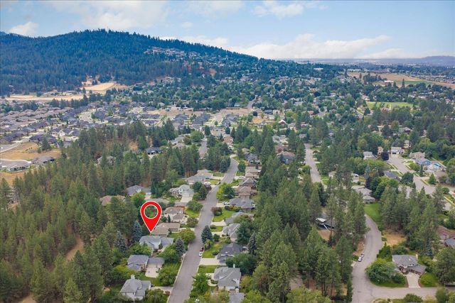3817 S Custer St, Spokane, WA 99223