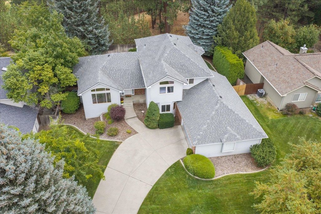 3817 S Custer St, Spokane, WA 99223