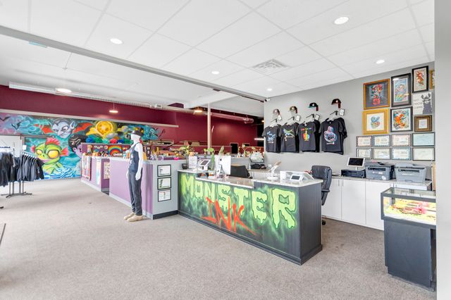 1540 Carlemont Drive F, Crystal Lake, IL 60014