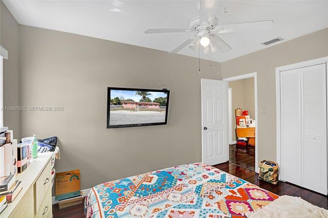 1775 NE 147th St, Miami, FL 33181