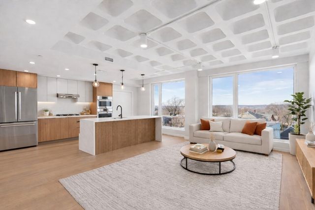 125 Lowell Street 503, Somerville, MA 02143