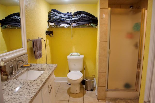 15404 E 35th Street, Independence, MO 64055