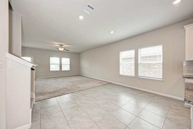 1019 Round Bale RD, Hutto, TX 78634