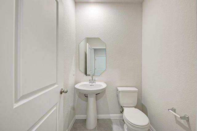 1019 Round Bale RD, Hutto, TX 78634