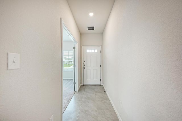 1019 Round Bale RD, Hutto, TX 78634