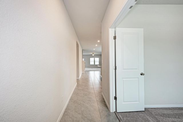 1019 Round Bale RD, Hutto, TX 78634