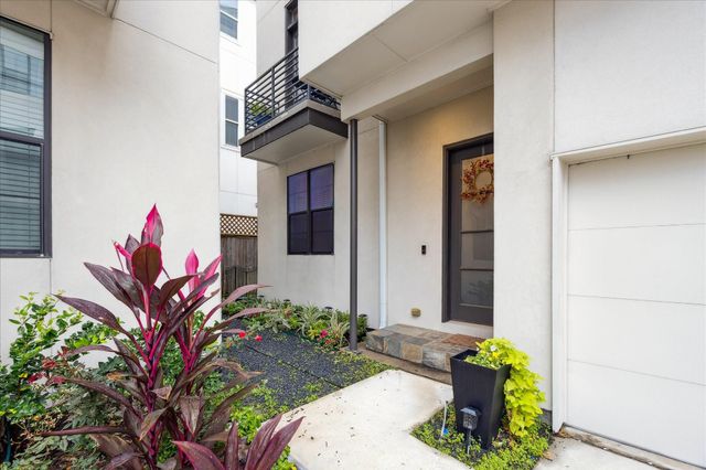 5644 Darling Street, Houston, TX 77007