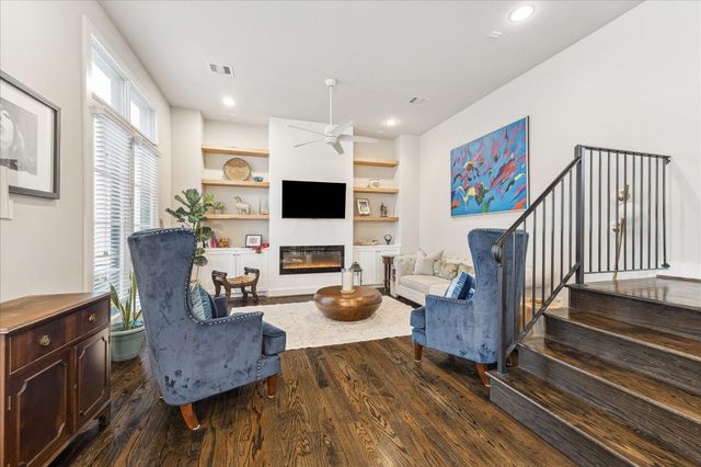 5644 Darling Street, Houston, TX 77007