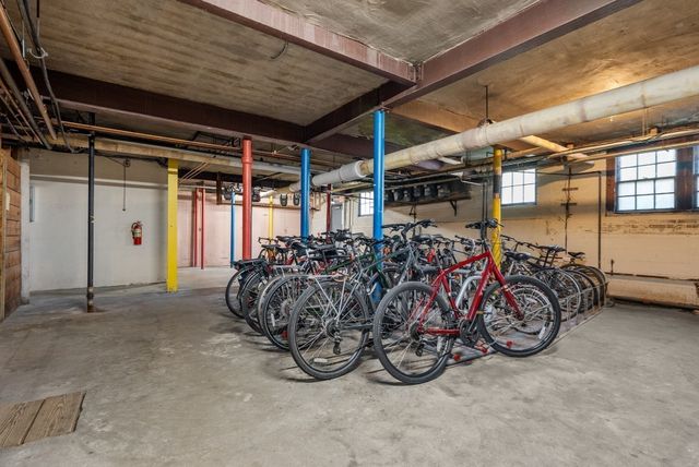 6 Washington Avenue 11, Cambridge, MA 02140