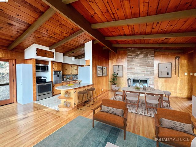 58 Pomona St, Crockett, CA 94525