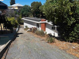 58 Pomona St, Crockett, CA 94525