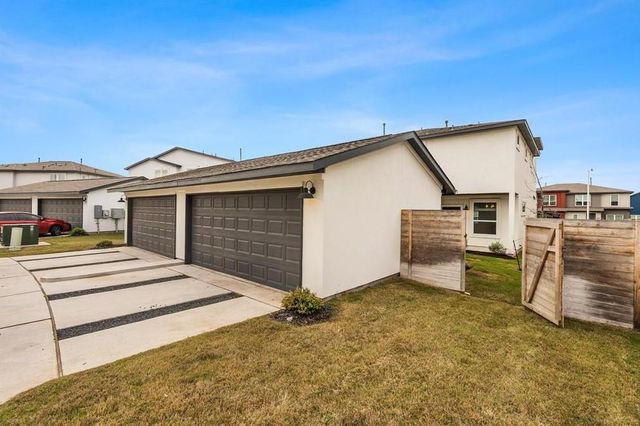 5409 Baythorne DR A, Austin, TX 78747