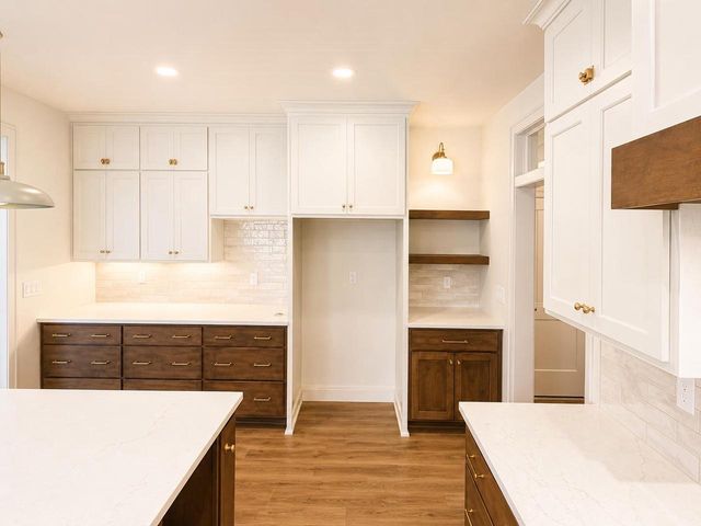 1232 THAYER TRAIL, Hobart, WI 54155