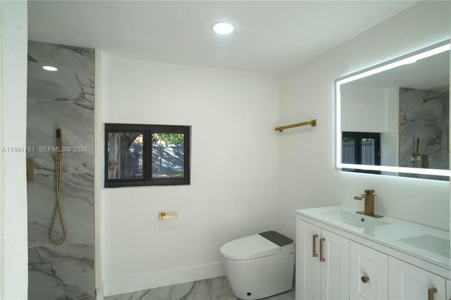 315 NW 127th St, North Miami, FL 33168