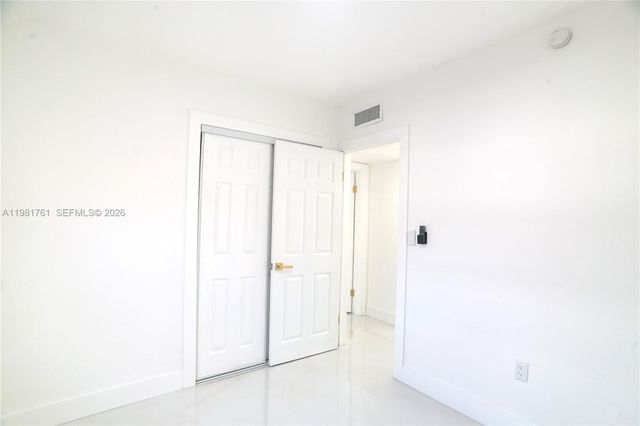 315 NW 127th St, North Miami, FL 33168