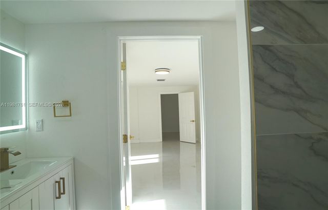 315 NW 127th St, North Miami, FL 33168