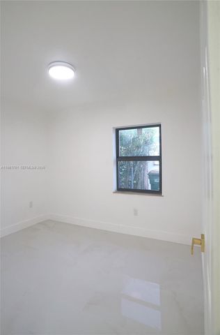 315 NW 127th St, North Miami, FL 33168