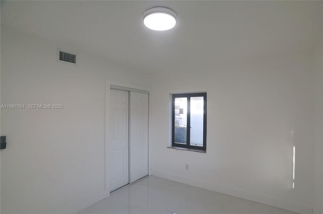 315 NW 127th St, North Miami, FL 33168