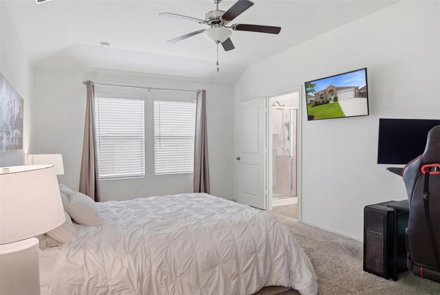 509 Marklawn LN, Hutto, TX 78634