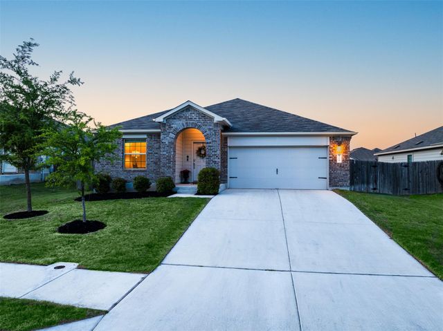 509 Marklawn LN, Hutto, TX 78634