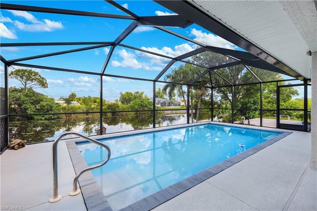 1431 NW 3rd PL, Cape Coral, FL 33993