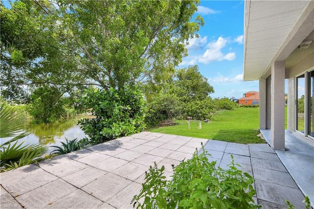 1431 NW 3rd PL, Cape Coral, FL 33993