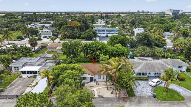 1875 Ridge Road, Juno Beach, FL 33408