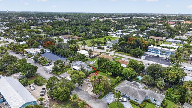 1875 Ridge Road, Juno Beach, FL 33408
