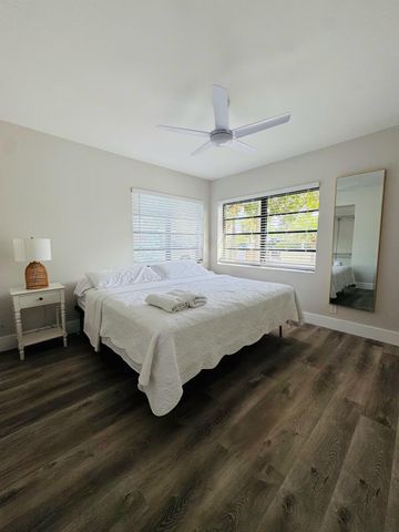 1875 Ridge Road, Juno Beach, FL 33408