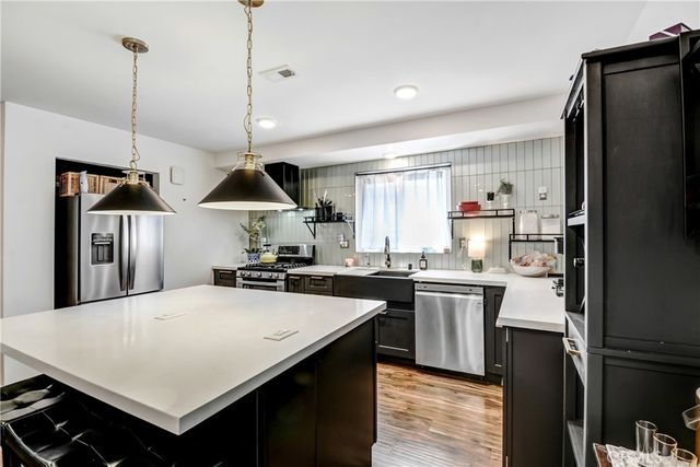 458 Termino Avenue, Corona, CA 92879