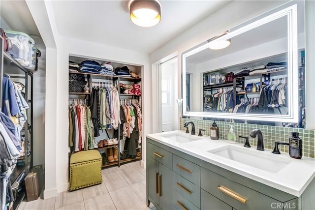 458 Termino Avenue, Corona, CA 92879